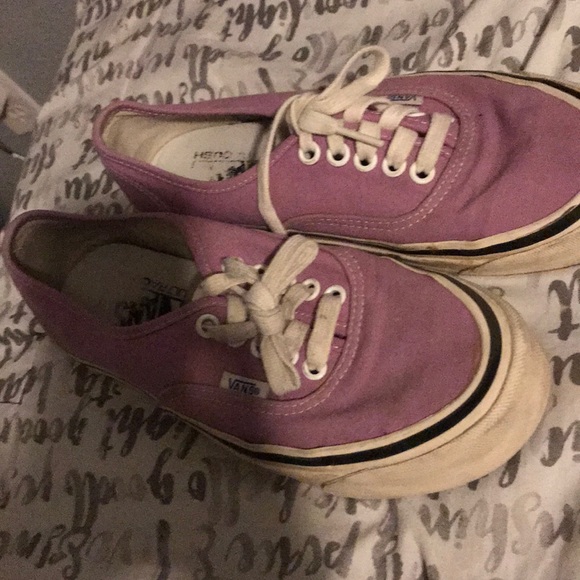 Vans - Picture 1 of 1
